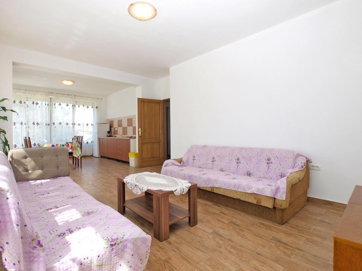 פרוי Apartments Edin 1359 מראה חיצוני תמונה