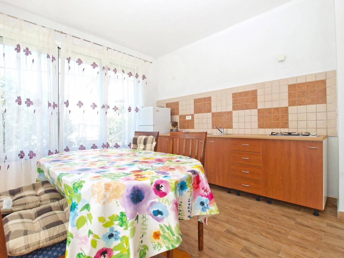 פרוי Apartments Edin 1359 מראה חיצוני תמונה