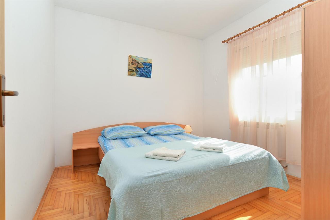 פרוי Apartments Edin 1359 מראה חיצוני תמונה