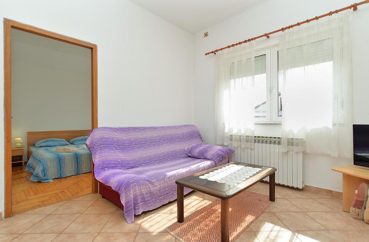 פרוי Apartments Edin 1359 מראה חיצוני תמונה